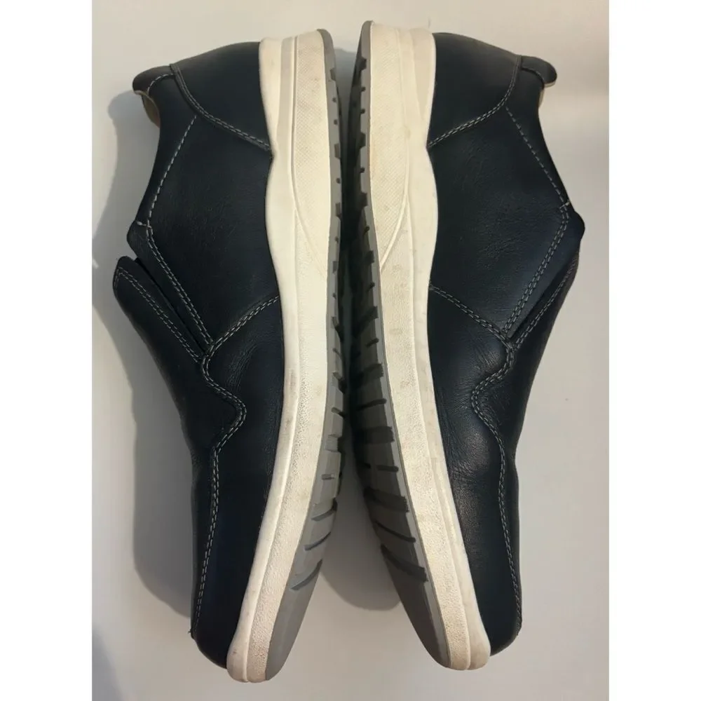 Mephisto Valter Leather Slip on loafers in Navy Size 10.5
